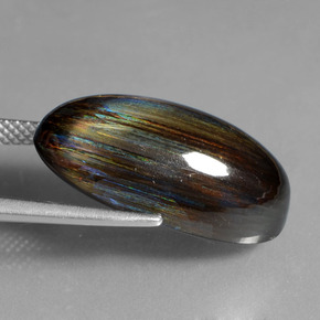13.48캐럿 천연 레인보우 컬러 스카폴라이트, 타원형 컷, 21.3×11.3 mm, 투명한