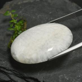 22.74캐럿 천연 밝은 회백색 스콜레사이트, 타원형 컷, 불투명체