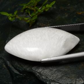 18.91캐럿 천연 화이트 스콜레사이트, 마퀴즈, 31.7×17.5 mm, 불투명체