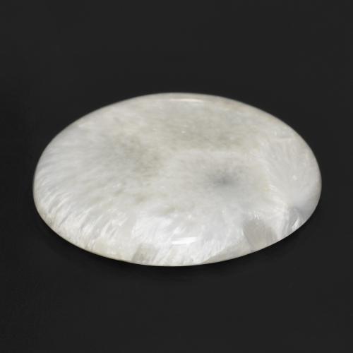 28.29캐럿 천연 따뜻한 화이트 스콜레사이트, 라운드 컷, 28.56 mm, 불투명체