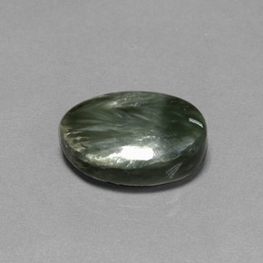 7.83캐럿 천연 그린 세라피나이트, 타원형 컷, 15.9×11.9 mm, 불투명체