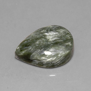 8.12캐럿 천연 그린 세라피나이트, 배 모양, 16.2×11.9 mm, 불투명체