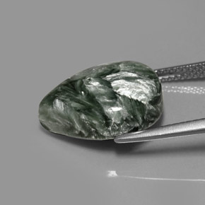 7.89캐럿 천연 그린 세라피나이트, 배 모양, 16.2×12 mm, 불투명체