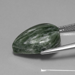 8.33캐럿 천연 그린 세라피나이트, 배 모양, 16.2×11.9 mm, 불투명체