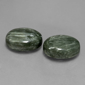 12.72캐럿 천연 아미 그린 세라피나이트 보석, 타원형 컷, 14.1×10 mm, 불투명체
