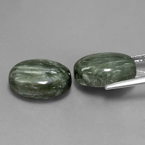 12.72캐럿 천연 아미 그린 세라피나이트 보석, 타원형 컷, 14.1×10 mm, 불투명체