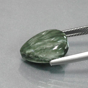 6.18캐럿 천연 그린 세라피나이트, 배 모양, 14.1×10.1 mm, 불투명체