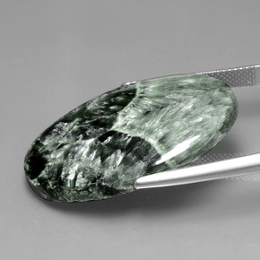 28.27캐럿 천연 그린 세라피나이트, 타원형 컷, 32.7×21 mm, 불투명체