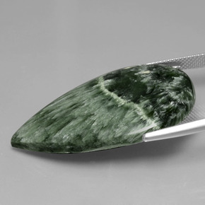 31.14캐럿 천연 그린 세라피나이트, 배 모양, 38.6×22.8 mm, 불투명체