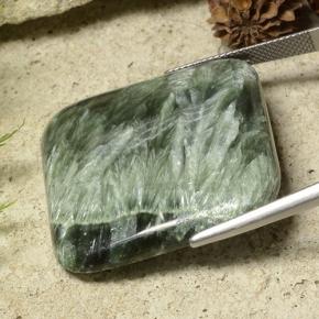 44.32캐럿 천연 녹색 세라피나이트, 쿠션 컷, 불투명체