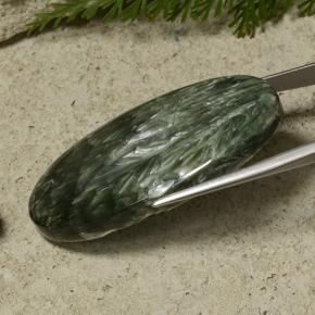 47.08캐럿 천연 여러 가지 빛깔의 녹색 세라피나이트, 타원형 컷, 불투명체