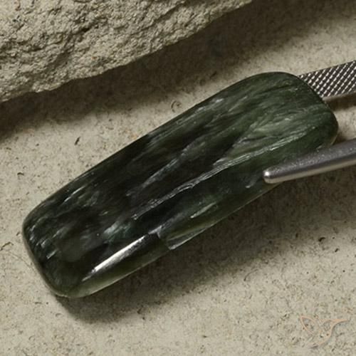 32.63캐럿 천연 다색 세라피나이트, 쿠션 컷, 불투명체