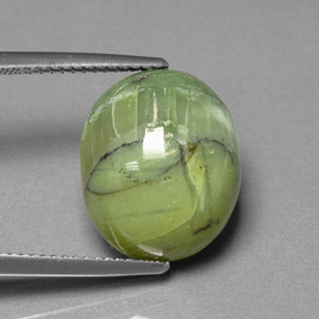 8.56캐럿 천연 노란빛 그린 서펜틴, 타원형 컷, 15.1×12.6 mm, 불투명체