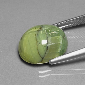 8.56캐럿 천연 노란빛 그린 서펜틴, 타원형 컷, 15.1×12.6 mm, 불투명체