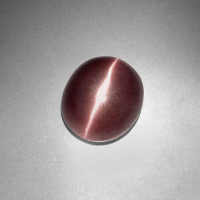 3.29캐럿 천연 보랏빛 브라운 Sillimanite Cat's Eye, 타원형 컷, 9.9×8.4 mm, 불투명체