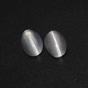 2.32캐럿 천연 매우 밝은 회색 Sillimanite Cat's Eye 보석, 타원형 컷, 7.6×5.1 mm, 투명한