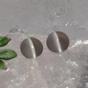 1.15캐럿 천연 연기 실리마나이트 고양이 눈 보석, 타원형 컷, 투명한