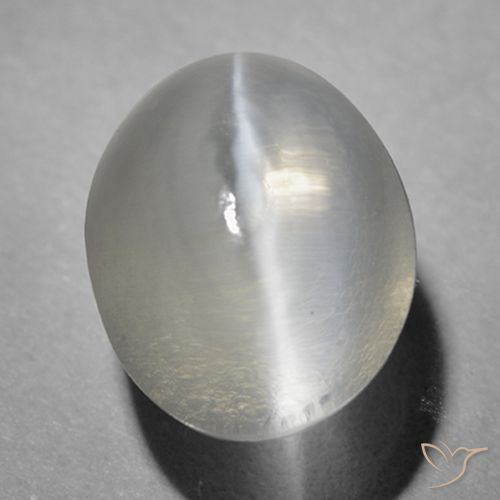 1.46ct 자연스러운 매우 밝은 회색 실리마나이트 고양이 눈, 타원형, 투명한