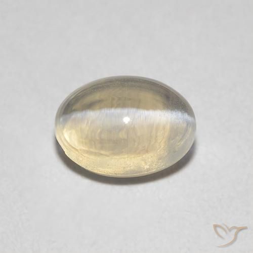0.86ct 자연스러운 매우 밝은 갈색 실리마나이트 고양이 눈, 타원형, 투명한