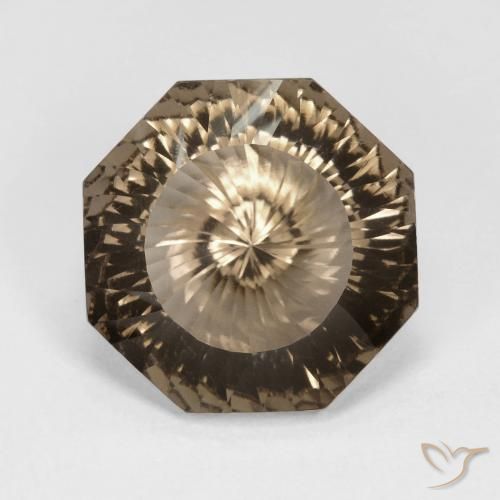 8.82ct 자연스러운 라이트 모카 스모키 쿼츠, 에메랄드 컷, VVS
