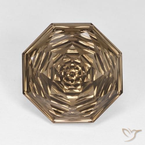 10.67ct 자연스러운 미디엄 라이트 브라운 스모키 쿼츠, 에메랄드 컷, VVS
