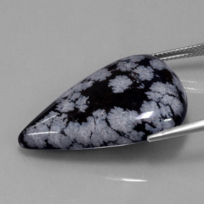 28.43캐럿 천연 스노우플레이크 스노우플레이크 옵시디언, 배 모양, 32×21.6 mm, 불투명체