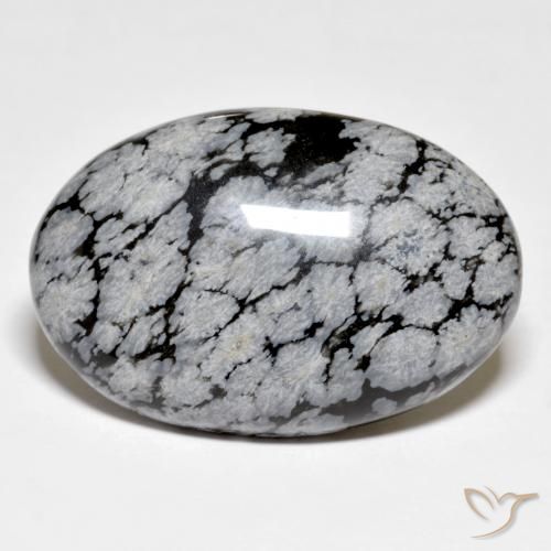 30.96ct 자연스러운 회백색 검정 눈송이 흑요석, 타원형, 불투명체