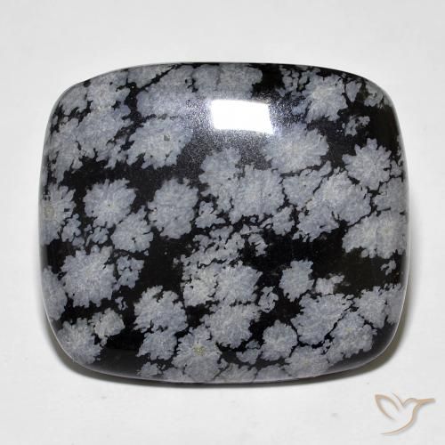 27.93ct 자연스러운 회백색 검정 눈송이 흑요석, 방석, 불투명체