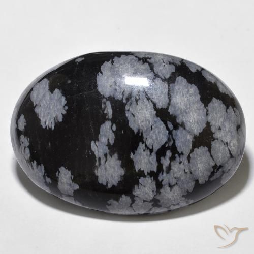 28.85ct 자연스러운 회백색 검정 눈송이 흑요석, 타원형, 불투명체
