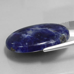 56.50캐럿 천연 바이올렛 블루 소달라이트, 타원형 컷, 35.8×27.9 mm, 불투명체
