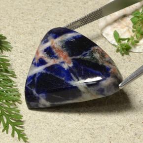 48.92캐럿 천연 바이올렛 블루 소달라이트, 트릴리언, 34.7×28 mm, 불투명체