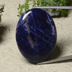 33.58캐럿 천연 멀티컬러 소달라이트, 타원형 컷, 34.1×25.9 mm, 불투명체