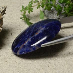 33.58캐럿 천연 멀티컬러 소달라이트, 타원형 컷, 34.1×25.9 mm, 불투명체