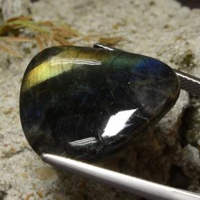 19.11캐럿 천연 멀티컬러 스펙트롤라이트, 멋진 모양, 25.7×20.5 mm, 불투명체
