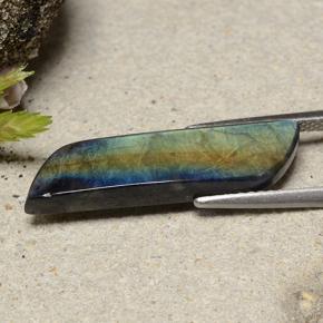 5.02캐럿 천연 멀티컬러 스펙트롤라이트, 멋진 모양, 24.6×6.3 mm, 불투명체