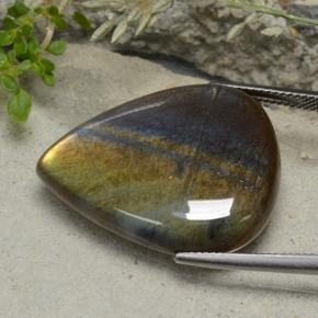 30.89캐럿 천연 멀티컬러 스펙트롤라이트, 배 모양, 29.4×22.9 mm, 투명한