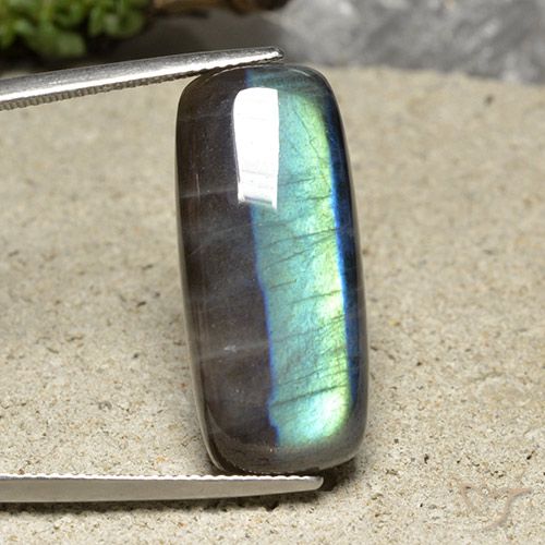 17.73캐럿 천연 멀티컬러 스펙트롤라이트, 쿠션 컷, 26.9×12 mm, 불투명체