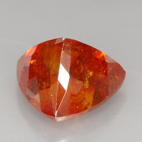 28.69캐럿 천연 오렌지 스팔레라이트, 트릴리언, 19×16.9 mm, SI