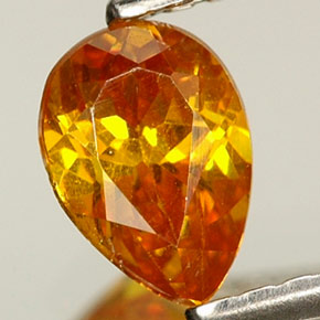 0.56캐럿 천연 오렌지 스팔레라이트, 배 모양, 6.1×4.3 mm, VS