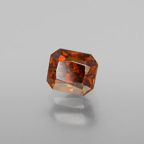 0.85캐럿 천연 오렌지 스팔레라이트, 에메랄드 컷, 5.1×4.4 mm, VS