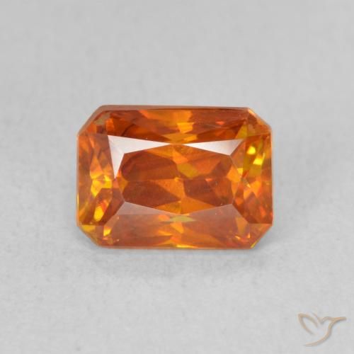 1.60ct 자연스러운 미디엄 오렌지 섬아연석, 에메랄드 컷, VS-SI