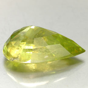 5.24캐럿 천연 노란빛 그린 스펜(티타나이트), 배 모양, 14.5×9.3 mm, SI