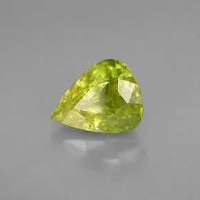 2.47캐럿 천연 골든 그린 스펜(티타나이트), 배 모양, 9.3×7.2 mm, SI