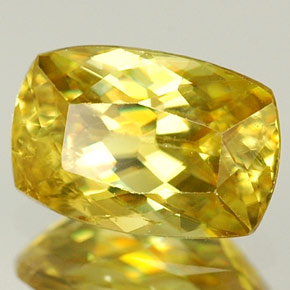 0.99캐럿 천연 골든 옐로우 스펜(티타나이트), 쿠션 컷, 7.3×4.9 mm, VVS-VS
