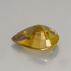 3.46캐럿 천연 녹빛 옐로우 스펜(티타나이트), 배 모양, 11.4×8.3 mm, VVS