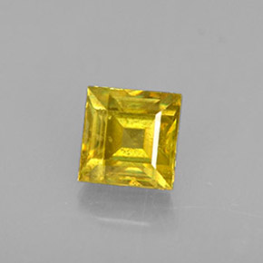 0.64캐럿 천연 녹빛 골든 스펜(티타나이트), 스퀘어, 4.4×4.4 mm, VS-SI