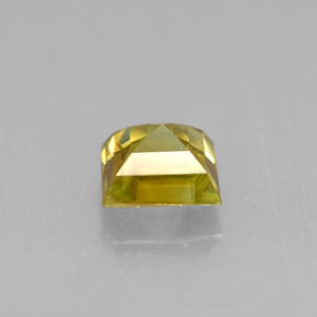 0.45캐럿 천연 녹빛 골든 스펜(티타나이트), 스퀘어, 4.3×4.2 mm, VS