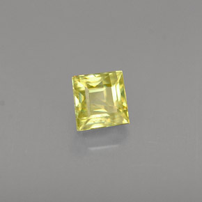 0.37캐럿 천연 녹빛 골든 스펜(티타나이트), 스퀘어, 3.8×3.8 mm, VS-SI