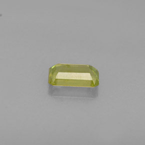 0.45캐럿 천연 골든 그린 스펜(티타나이트), 에메랄드 컷, 5.5×3.5 mm, VS