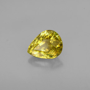 0.92캐럿 천연 녹빛 골든 스펜(티타나이트), 배 모양, 6.9×5.4 mm, VS
